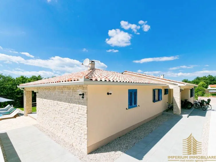 luksuzna vila u istri, 215m2, bazen - slika 24
