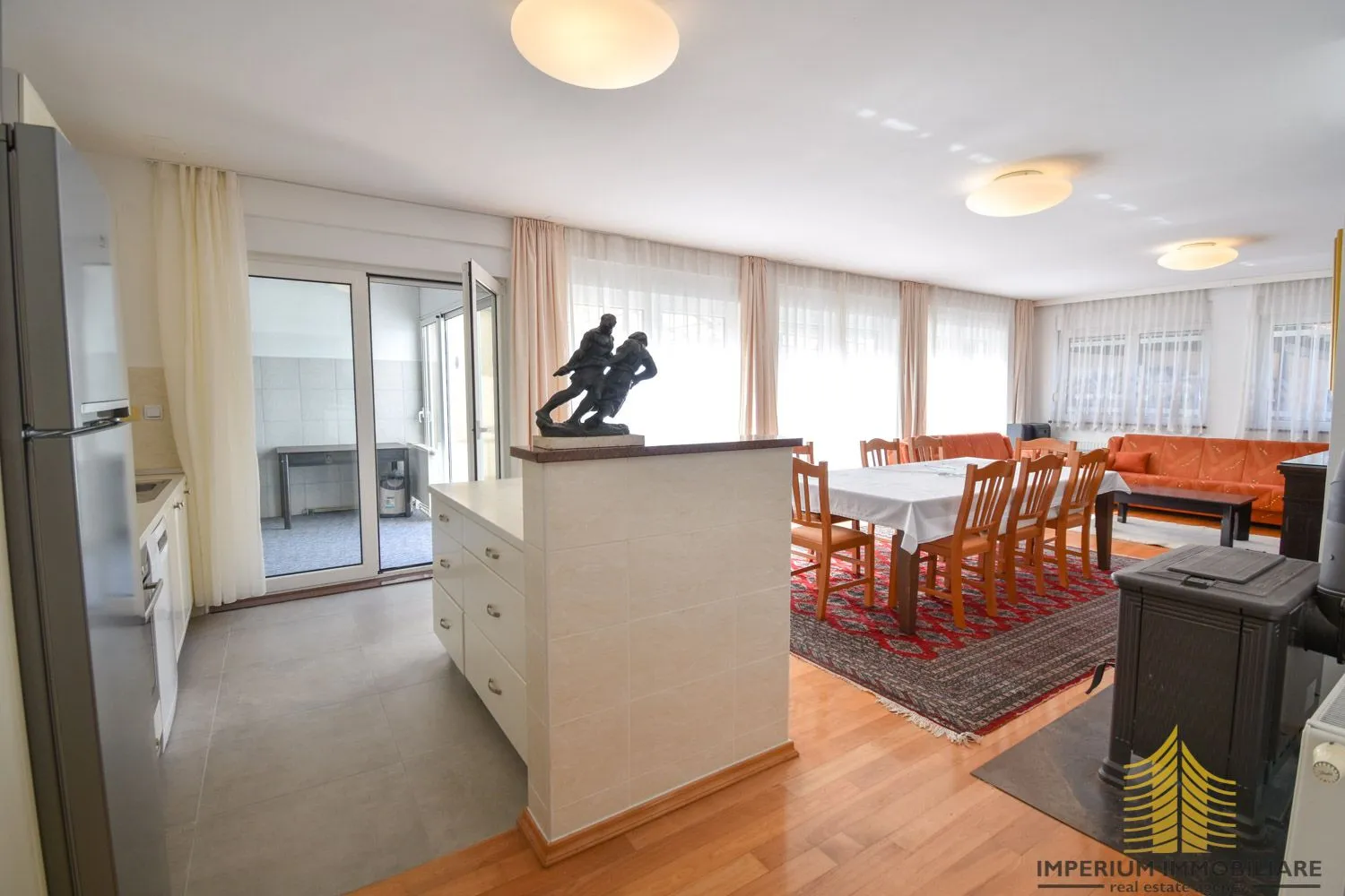stan: zagreb (mlinovi), 118.00 m2 + terasa 22m2 i 2 parkirna mjesta - slika 3