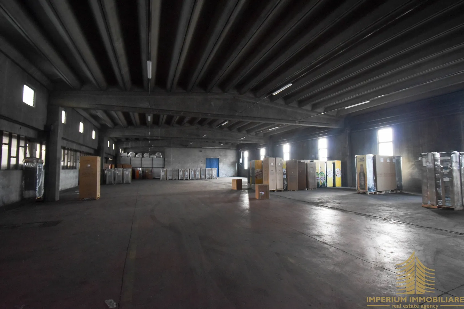 zaprešić: poslovni prostor; 1380m2 hala + uredi - slika 2
