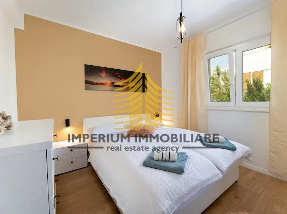kuća, najam, kaštel sućurac, 70m2, samostojeća - slika 14