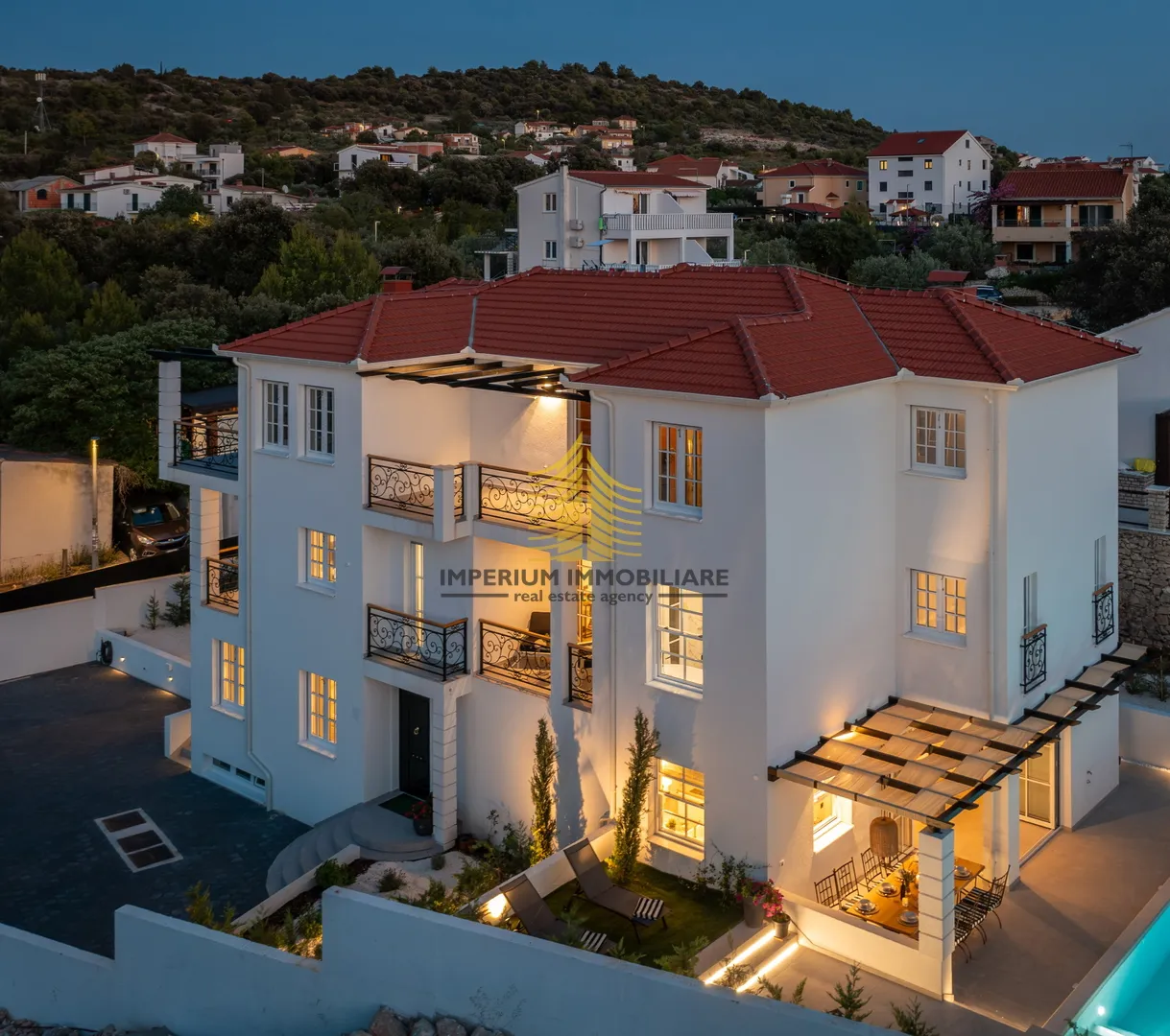 kuća, prodaja, rogoznica, ražanj, 407.32m2, vila - slika 2