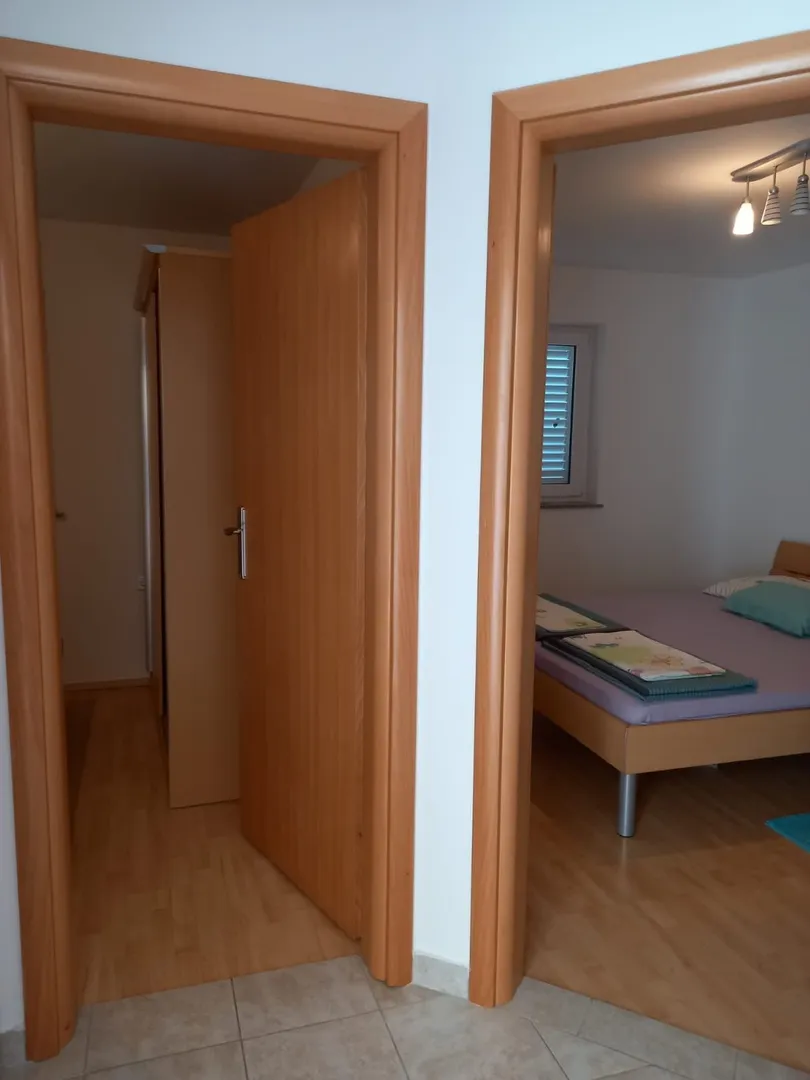 krk:soline, apartman 62m2 - slika 14