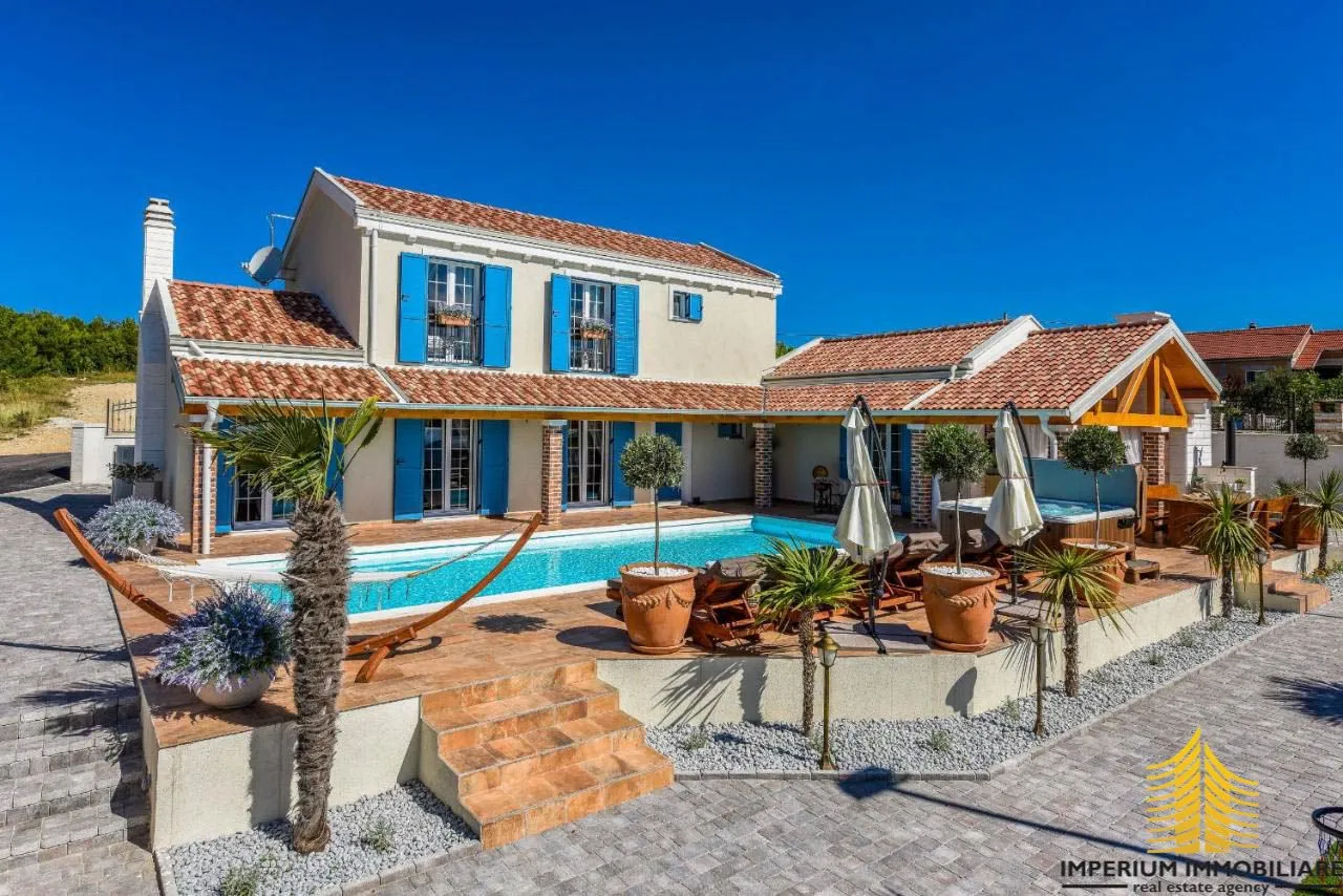Luxury villa with swimming pool and tennis court, Pridraga, Croatia - Šušnjar II, Obrovac