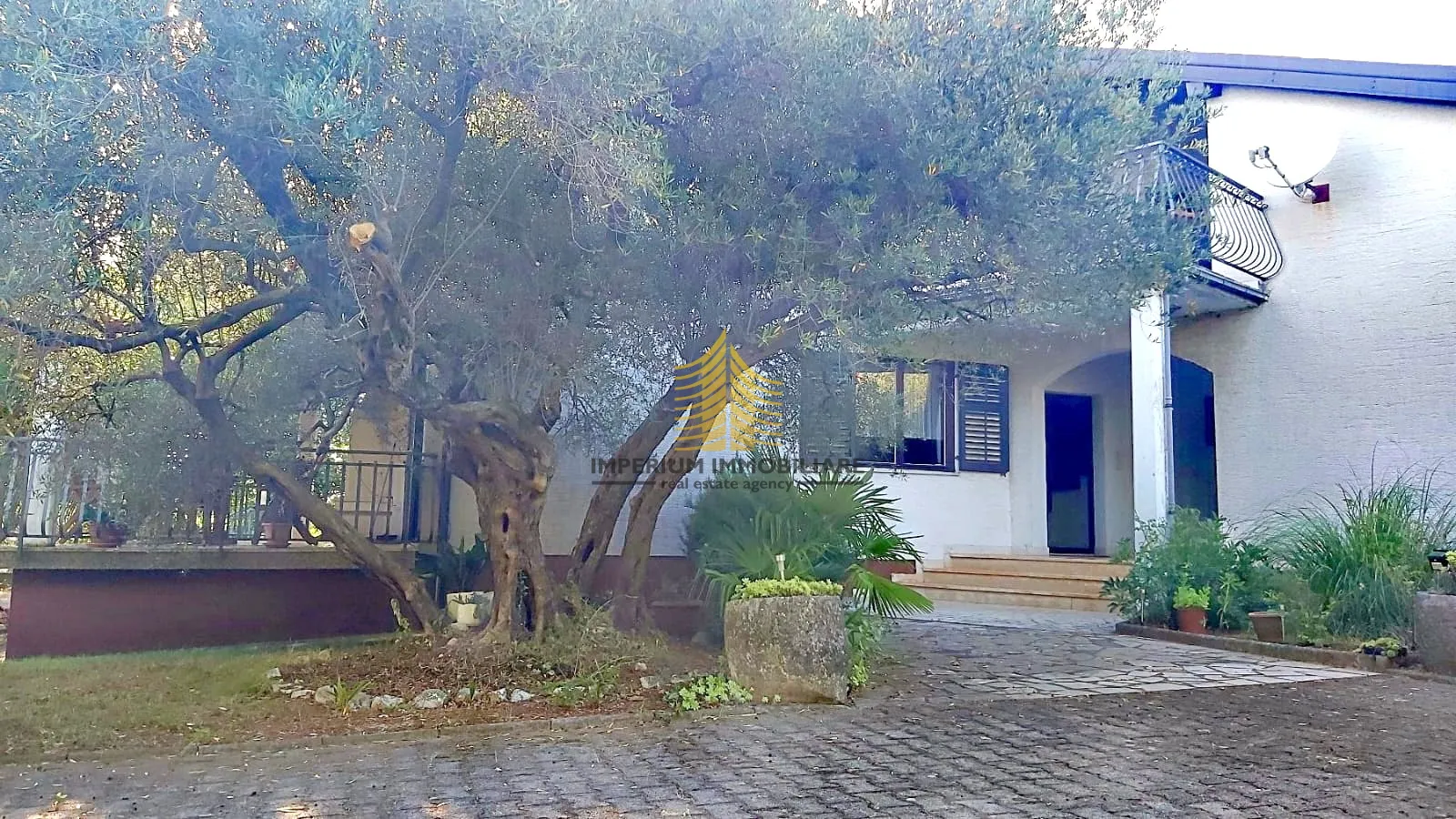 kuća, prodaja, poreč, kukci, 330m2, samostojeća - slika 31