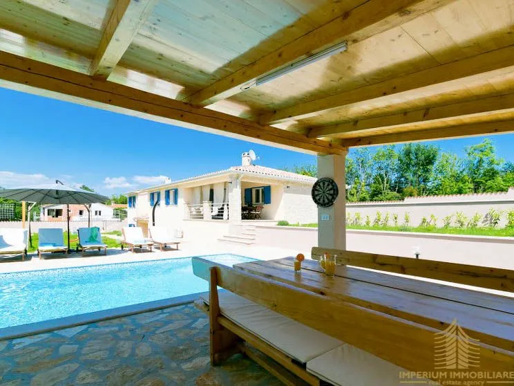 luksuzna vila u istri, 215m2, bazen - slika 18