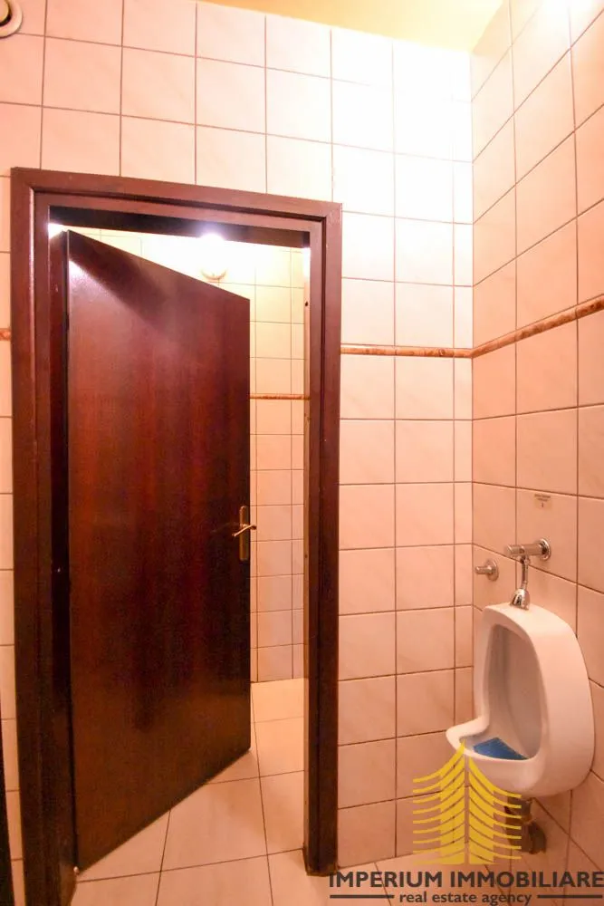 vrbik: poslovni prostor 65,5m2 - slika 7
