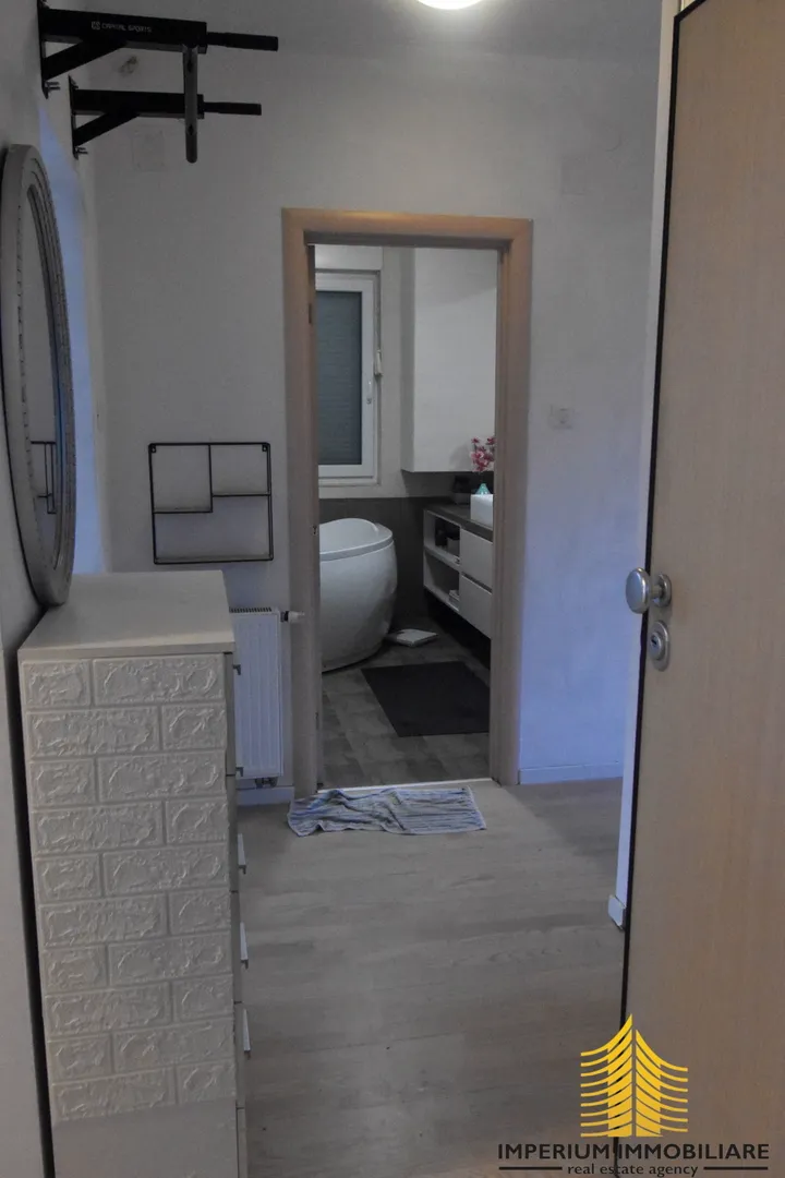 predivan stan na remetama(110m2, trosoban) - slika 25