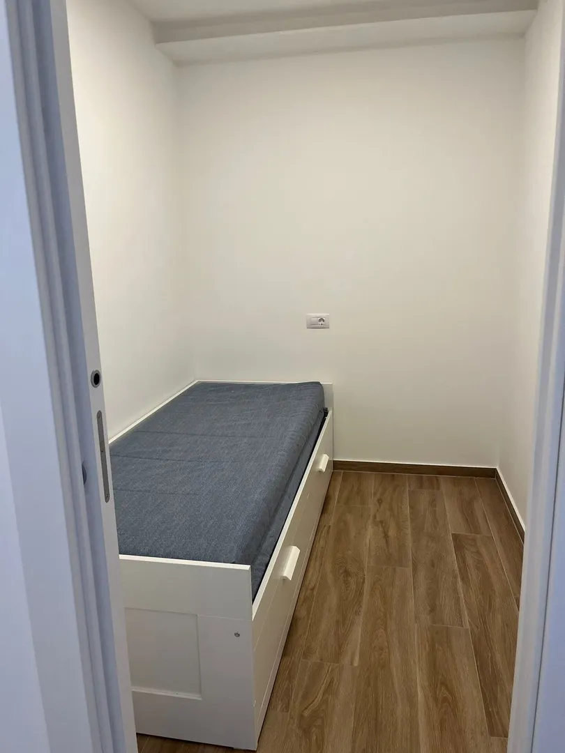 stan, 3-soban, pula (veruda), 65 m2 + parking, prilika! - slika 7