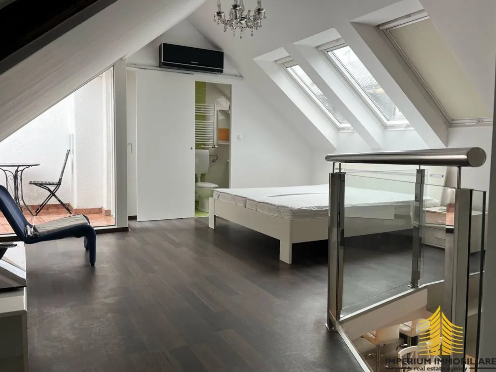 najam luksuznog dvoetažnog stana u centru grada – 150m² - slika 3