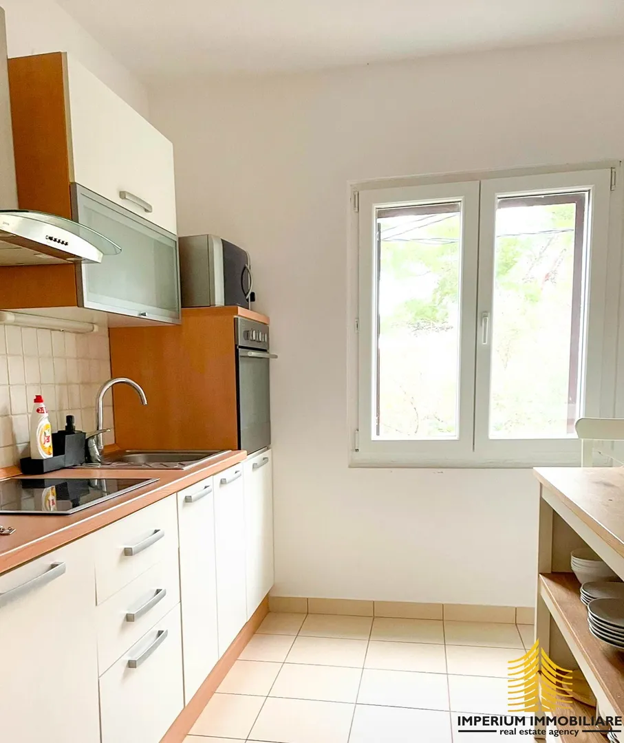 predivna apartmanska kuca - arbanija - slika 5