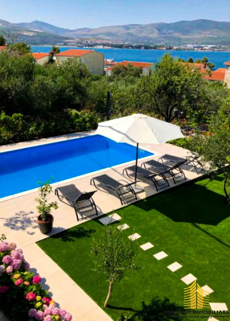 predivna apartmanska kuca - arbanija - slika 1