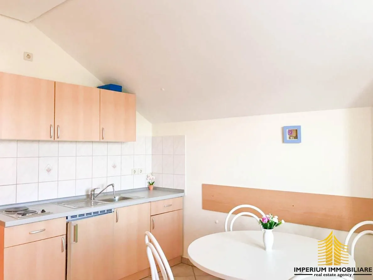 predivna apartmanska kuća - murter, jezera - slika 31