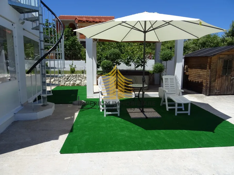 kuća, prodaja, rogoznica, 200m2, samostojeća - slika 24