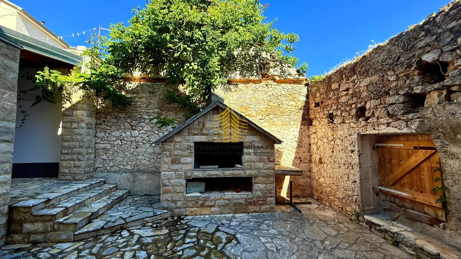 kuća, prodaja, vodice, 135m2, samostojeća - slika 10