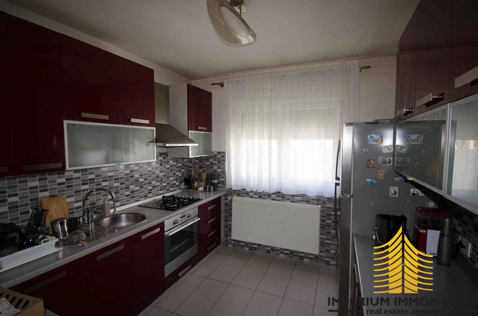 Stan : Zagreb ( Jarun ), 250 m2 EKSKLUZIVNO ( Prodaja)