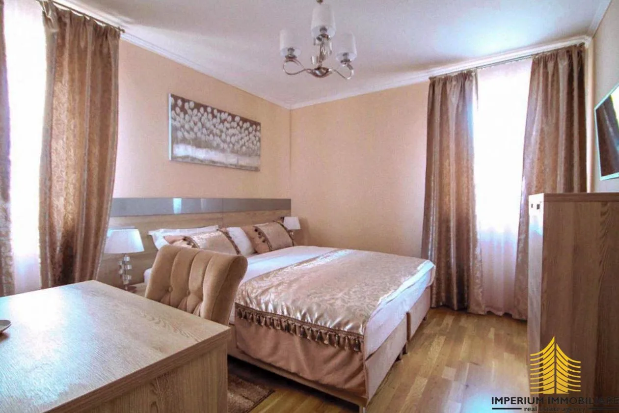 predivan novouređen hotel - kaštela - slika 14