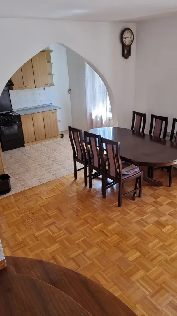 kuća za radnike, zagreb (gornja dubrava), 130 m2 (iznajmljivanje) - slika 1