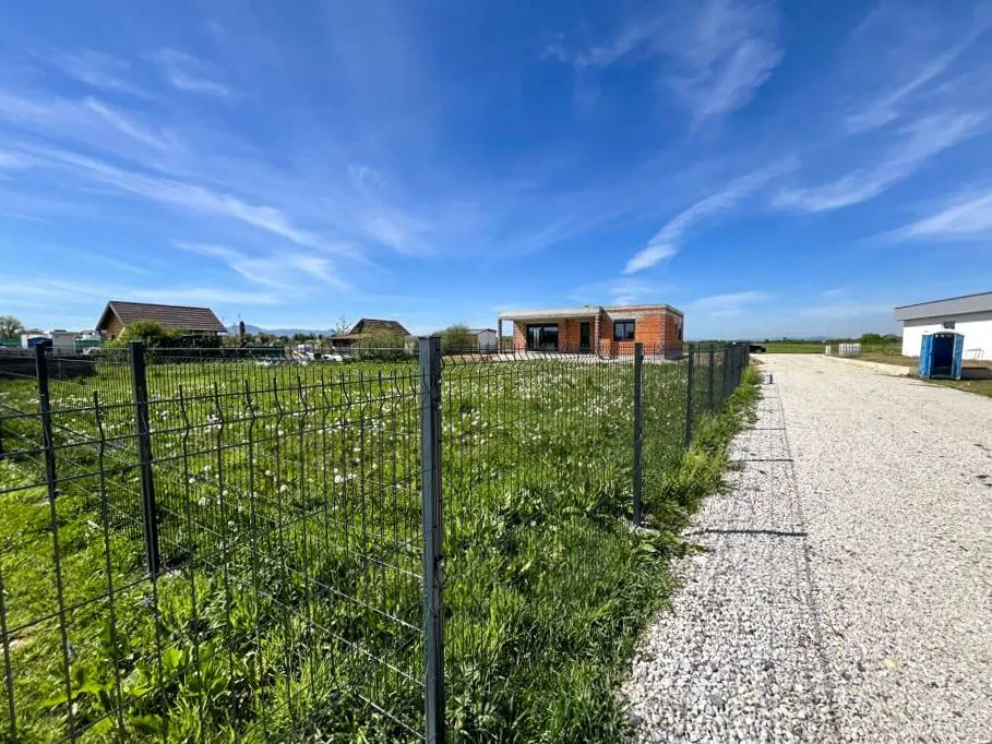građevinsko zemljište: gornji stupnik - 605m2 - slika 8