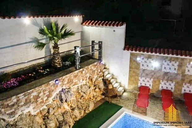 prilika - apartmanska kuća u šibeniku - slika 6