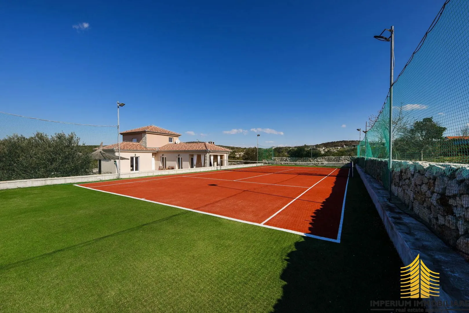 luxury villa with swimming pool and tennis court, debeljak, croatia - slika 16