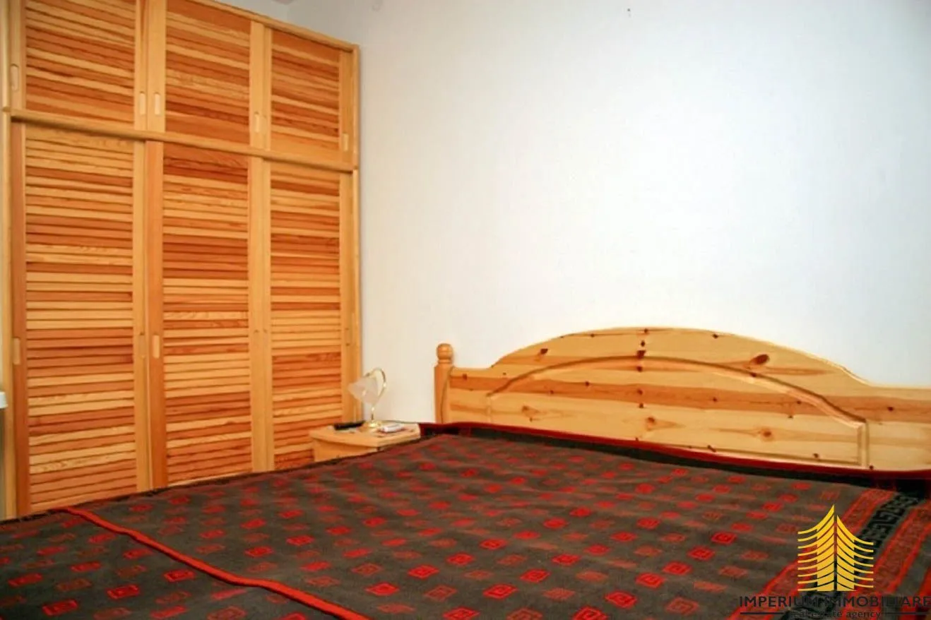 prilika - kuca na braču u neposrednoj blizini plaže - slika 13