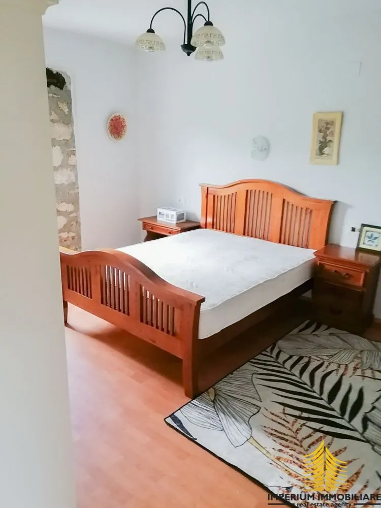 kuća 66m2, štala 48 m2, dvorište 144 m2, buje - triban - slika 10