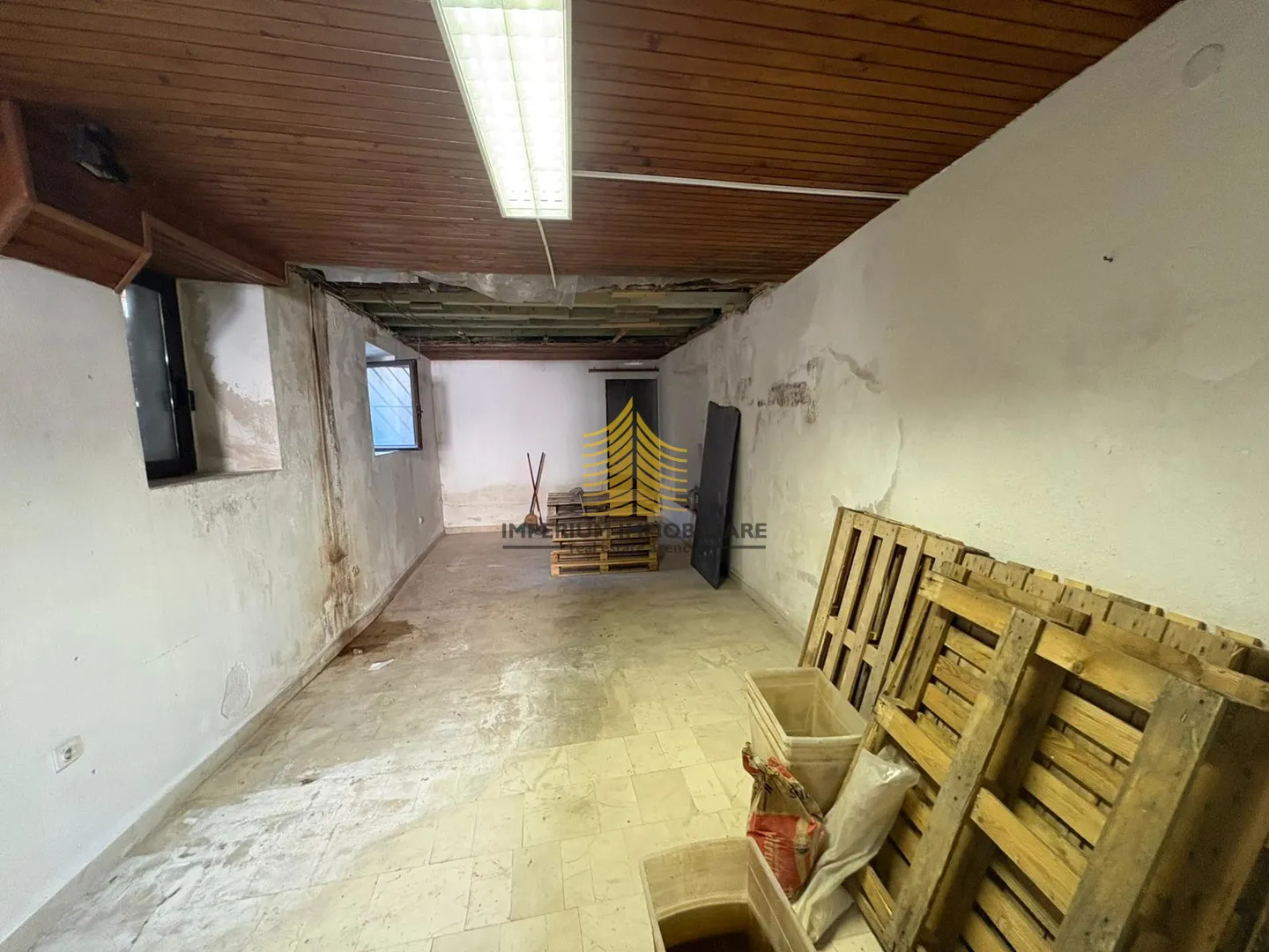 poslovni prostor, najam, split, manuš, 30m2, skladište - slika 1