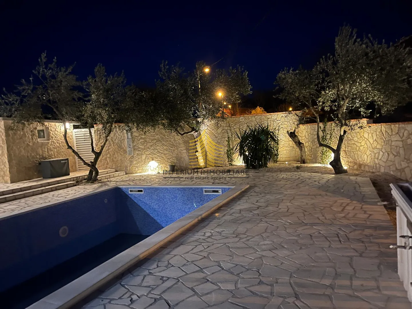 kuća, prodaja, vodice, čista mala, 244.85m2, samostojeća - slika 5