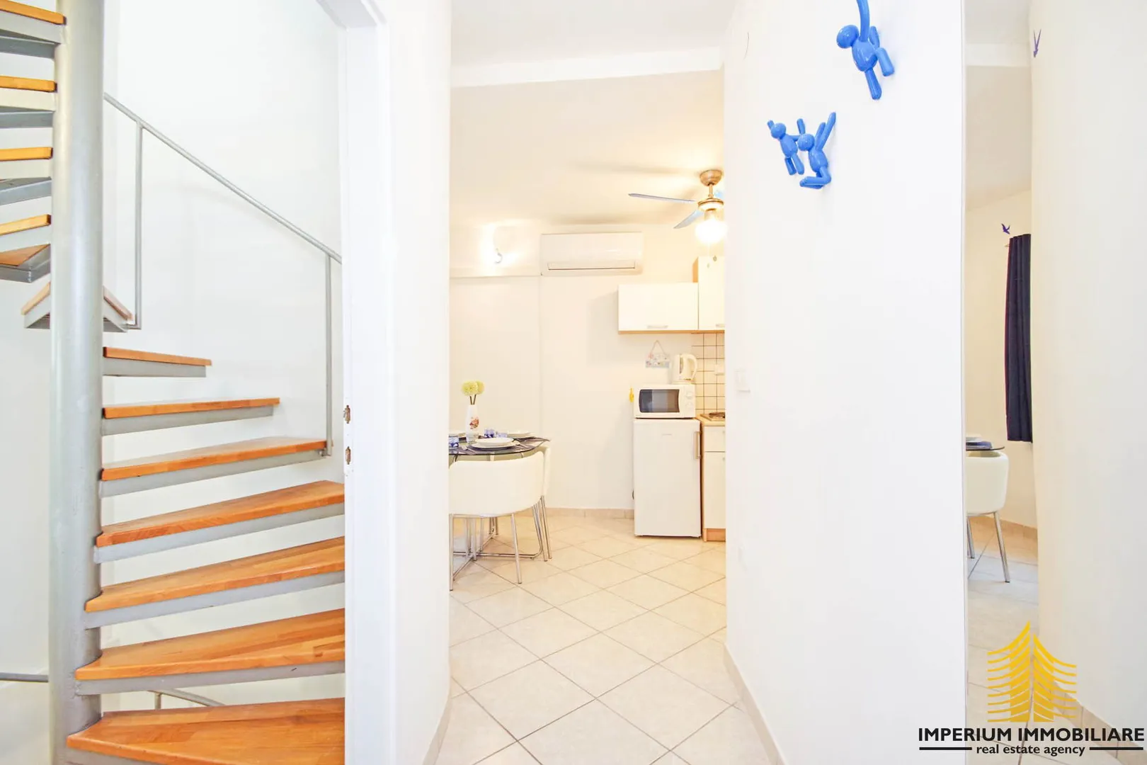 predivna apartmanska kuća, murter, betina - slika 3