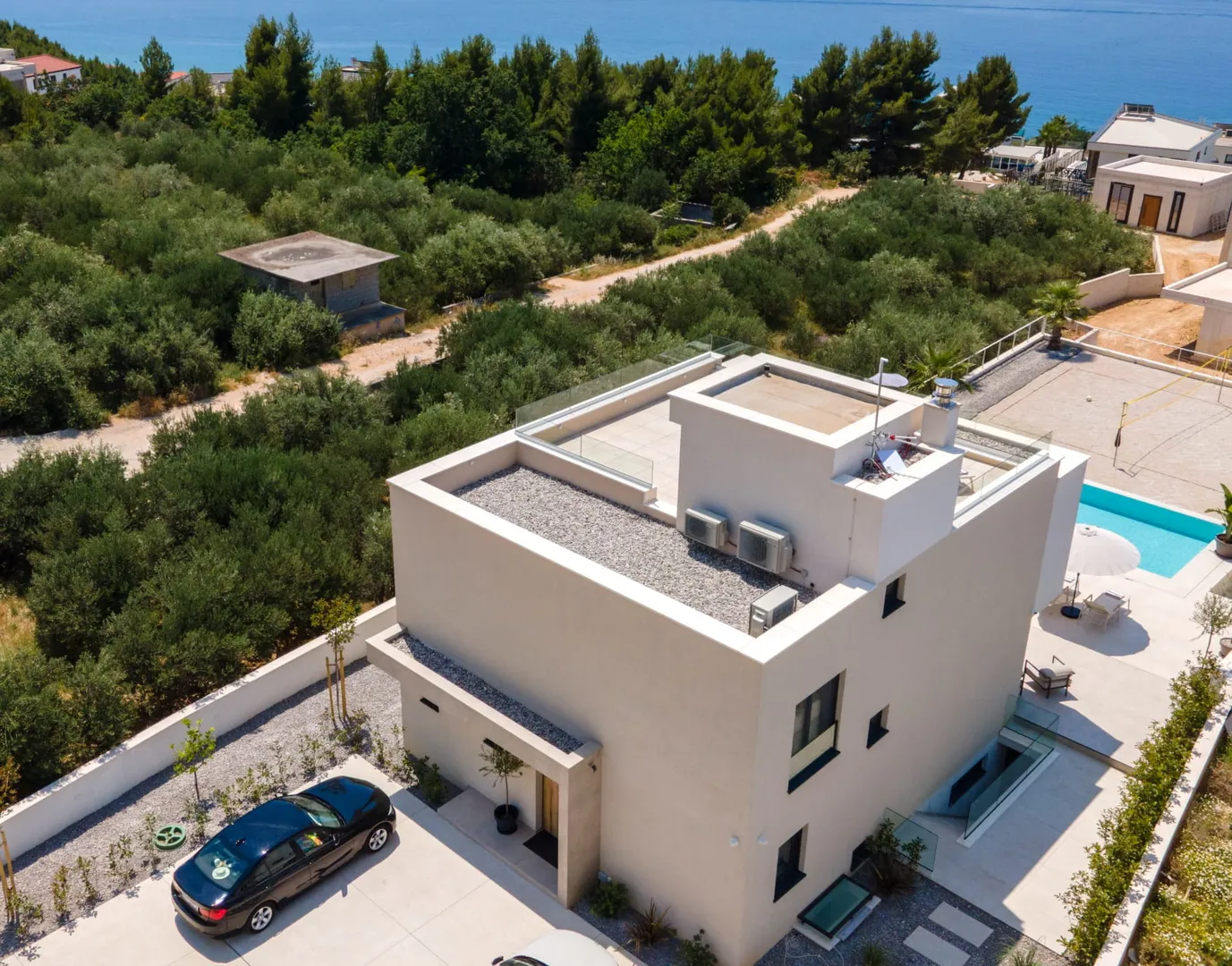 villa s bazenom, 300m2, podstrana - slika 4