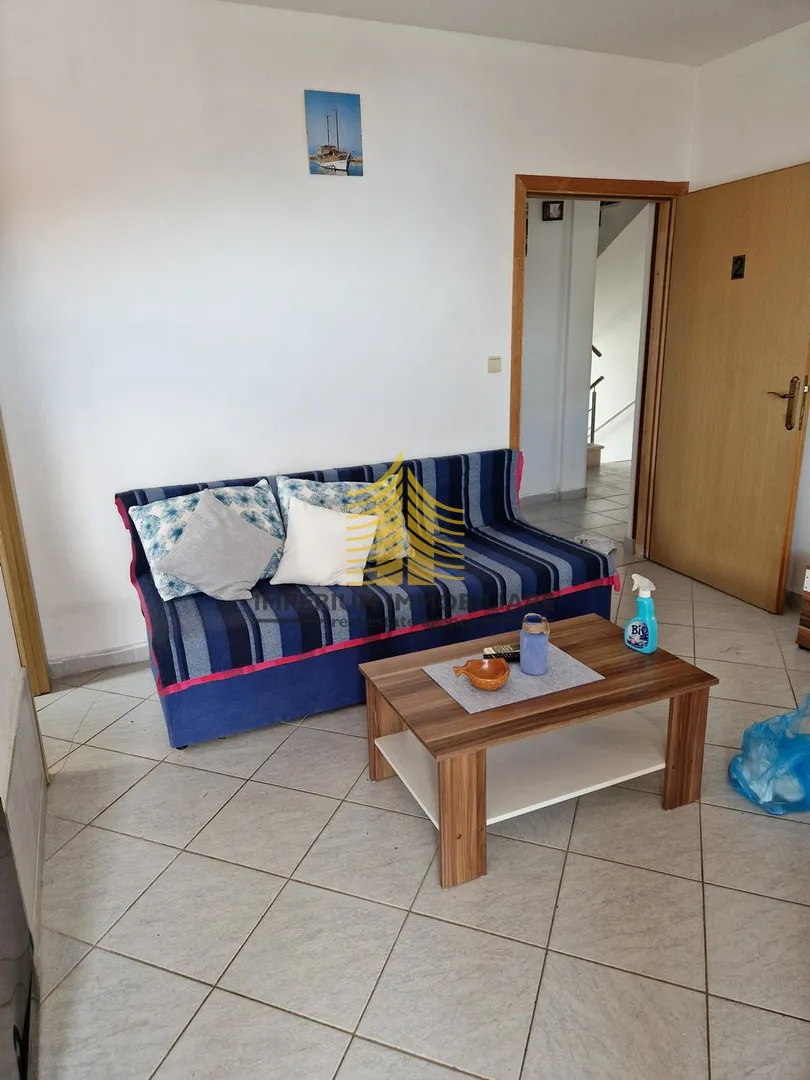 kuća, prodaja, okrug, okrug gornji, 350m2, samostojeća - slika 2