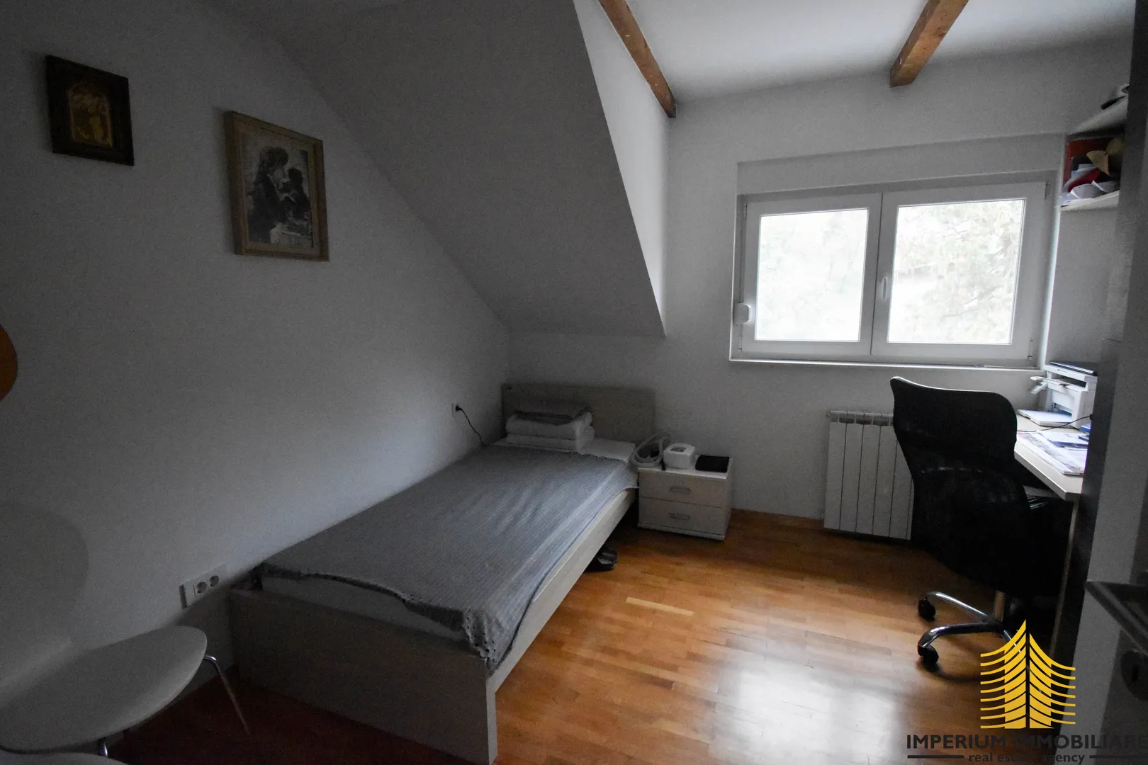 stan: zagreb (šalata) 100m2, četverosobni - slika 6