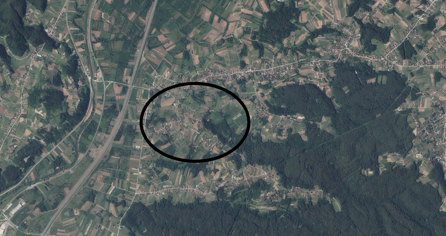 prodaja građevinskog zemljišta, igrišće, 3200 m2 - slika 1