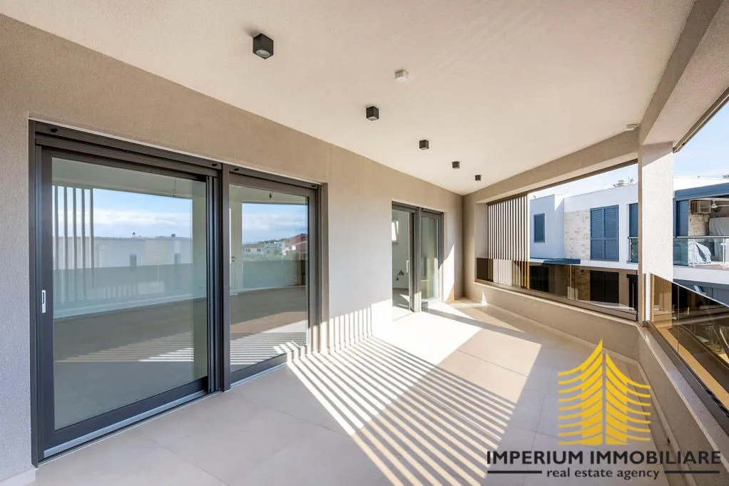luksuzan apartman - prodaja, vodice, 136 m2, terasa šibensko-kninska - slika 2