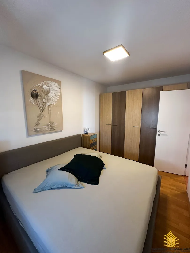 prekrasan stan 92 m2 - dugoročni najam na izvrsnoj lokaciji - slika 8