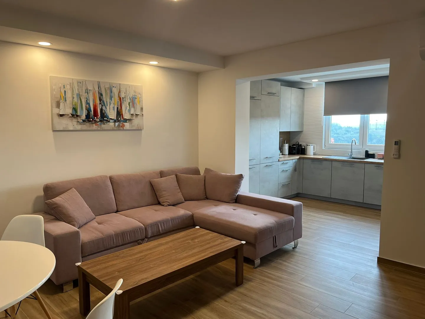 stan, 3-soban, pula (veruda), 65 m2 + parking, prilika! - slika 2
