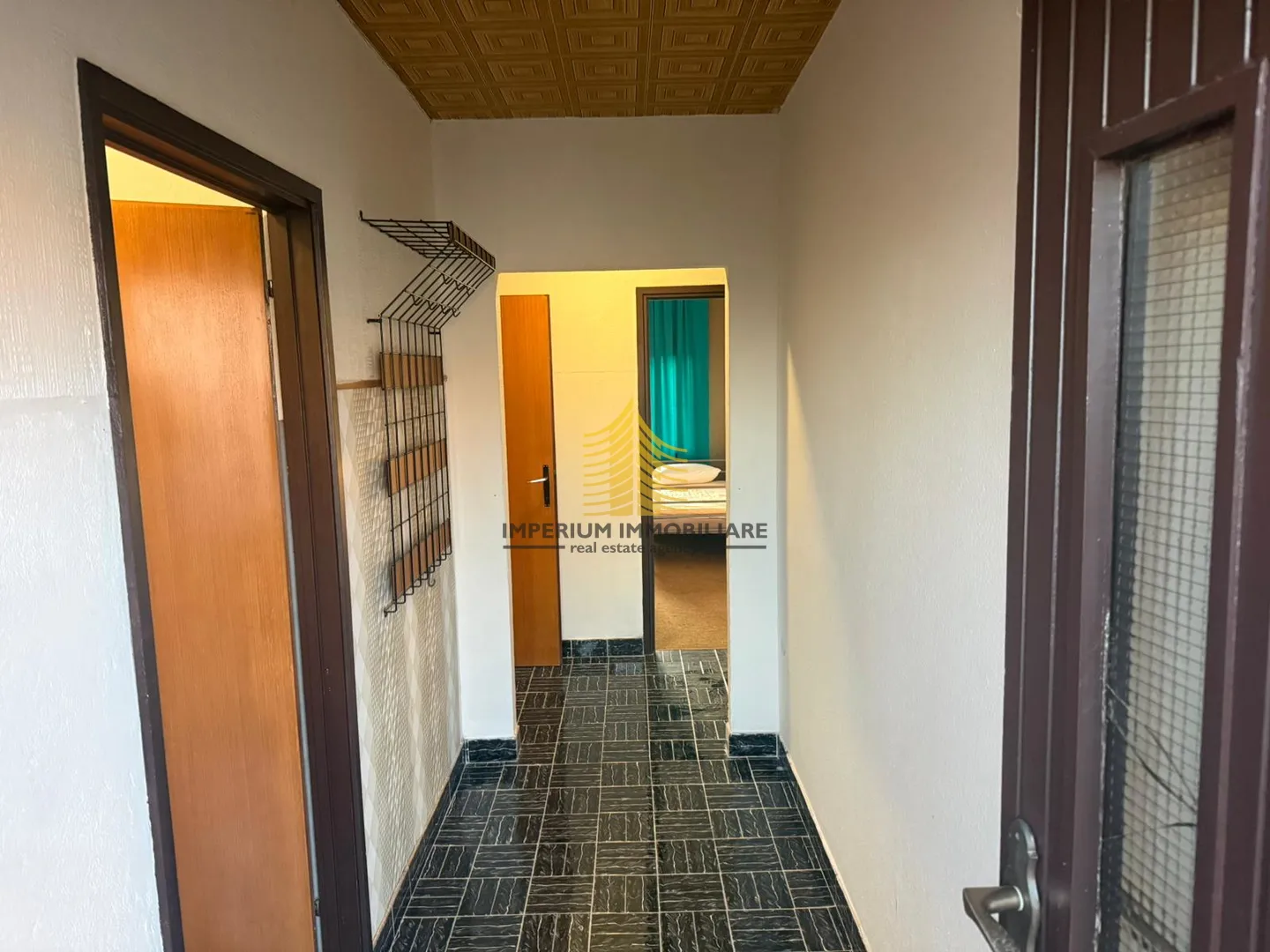 kuća, najam, kaštel novi, 226m2, samostojeća - slika 2