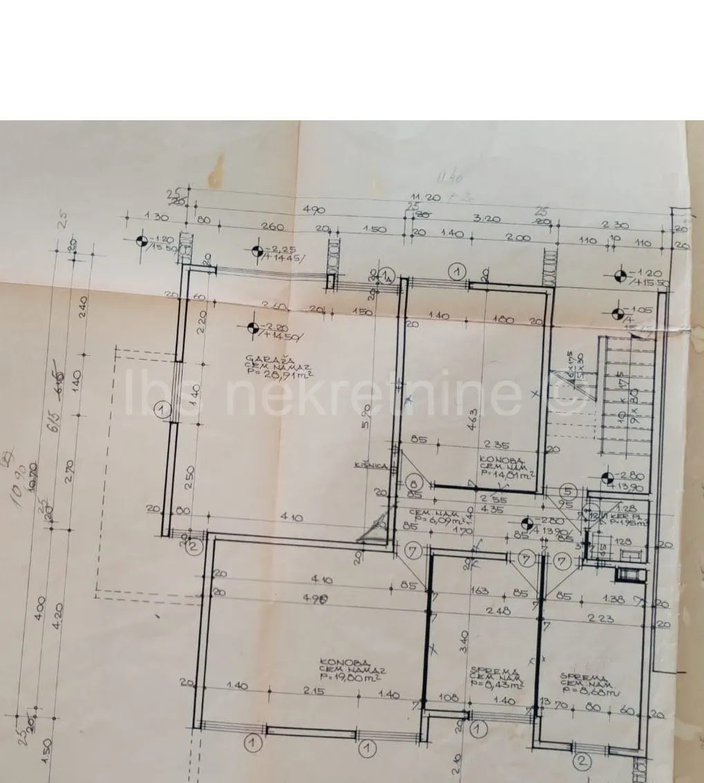 podstrana, kuća od 450 m2!! - slika 10