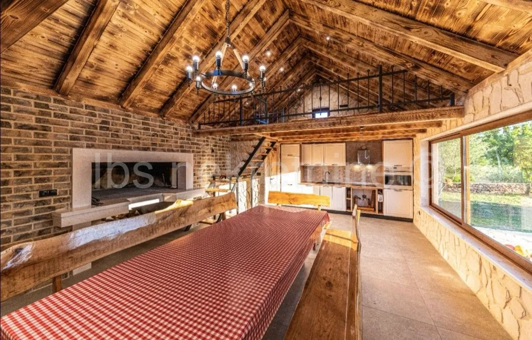 ***divojevići - seosko imanje na 10,000 m2!!!*** - slika 6
