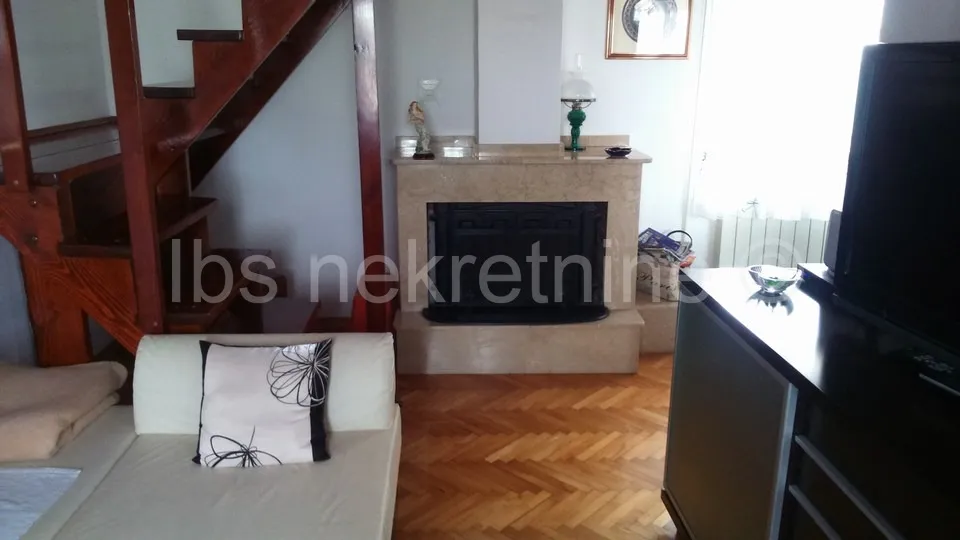 prodaje se kompletno namješten stan u vranjicu! - slika 6