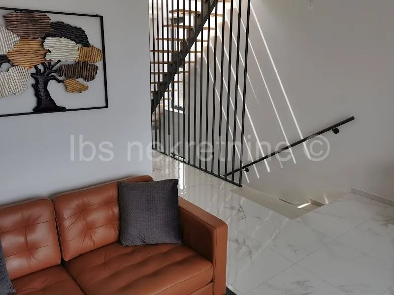 *** moderno namješten trosoban penthouse!!!*** - slika 29