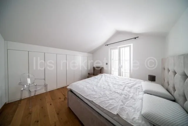 glavice - sinj, prekrasna moderna kuća na parceli od 3200m2!! - slika 23