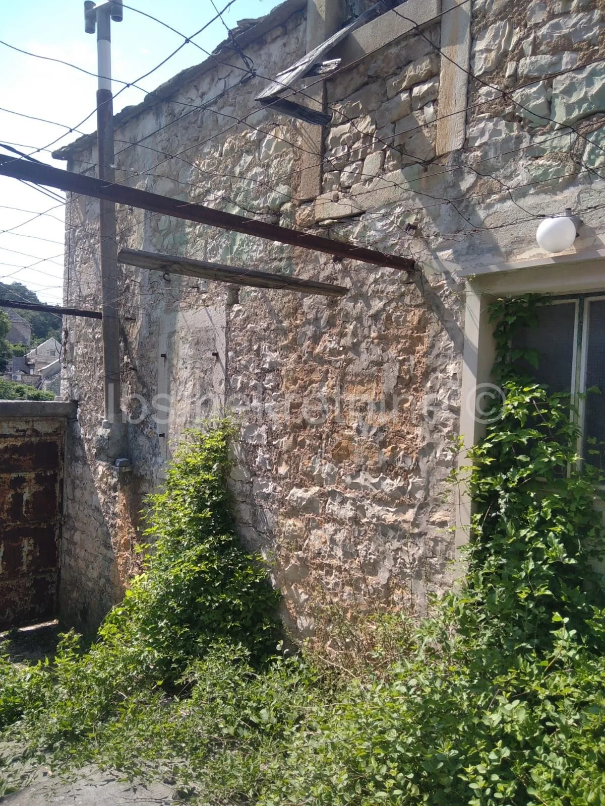 kuća prodaja pučišća 200 m2 - slika 3