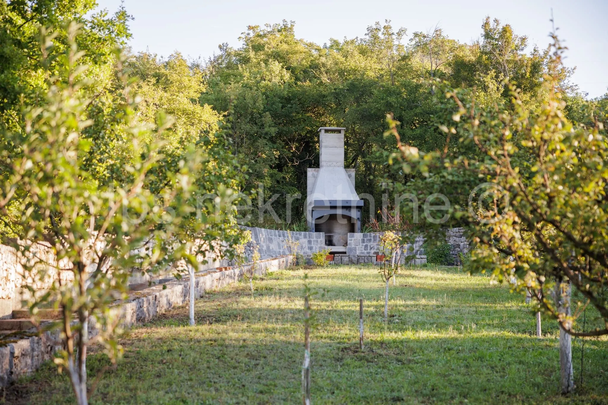 građevinsko zemljište 3.024 m² s vinogradom - blizu sinja - slika 30