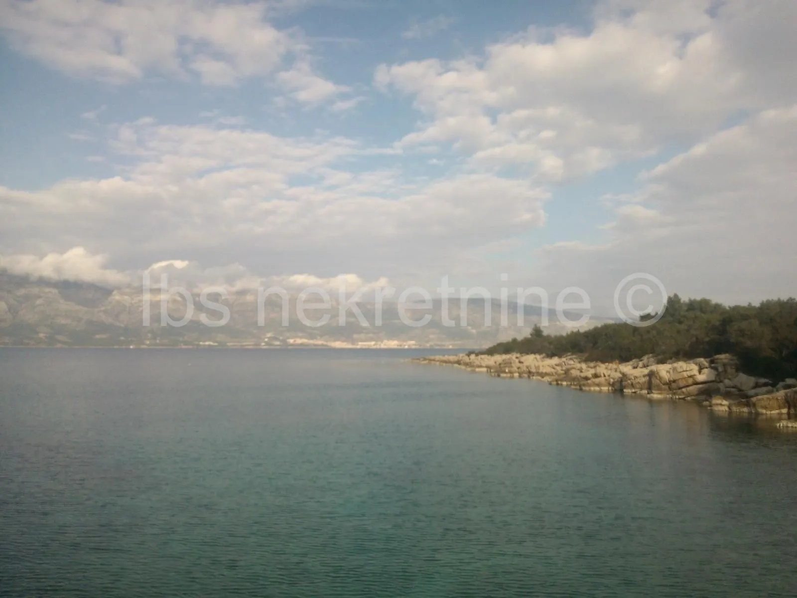 građevinsko zemljište- otok hvar - slika 2