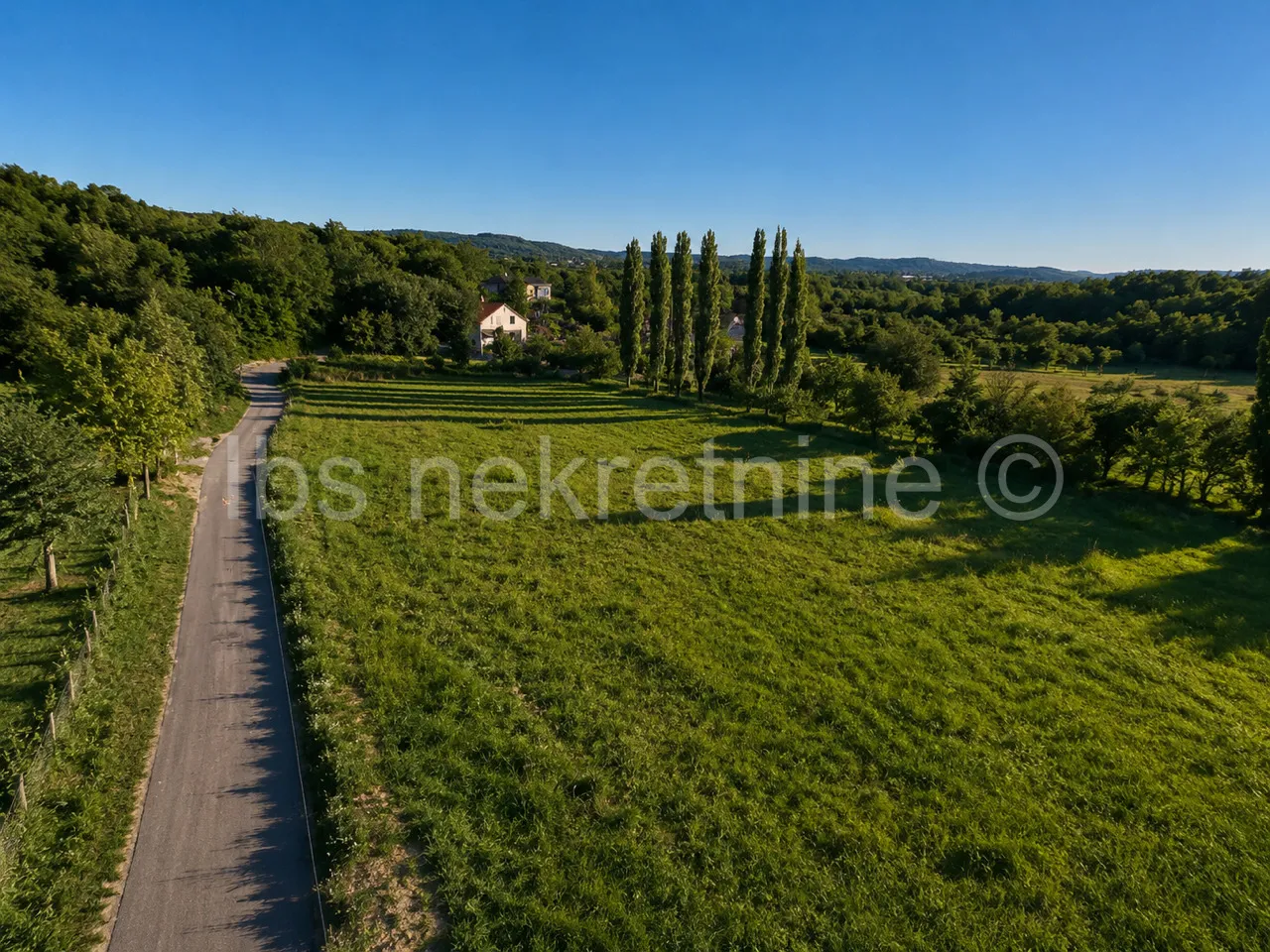 Glavice – više građevinskih zemljišta od 600 do 680 m² - Glavice, Sinj