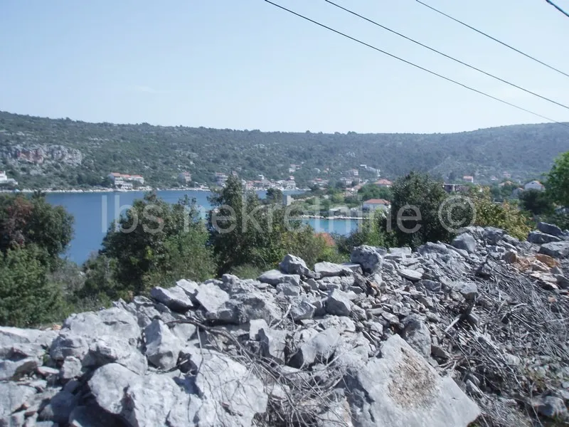 zemljište na drveniku 300.000€ - slika 2