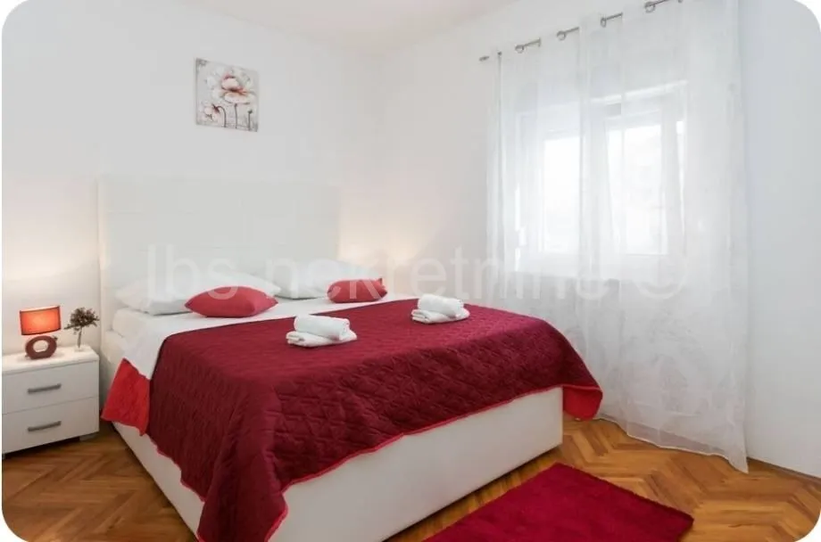 ***kuća prizemnica s bazenom-trogir!!!*** - slika 12