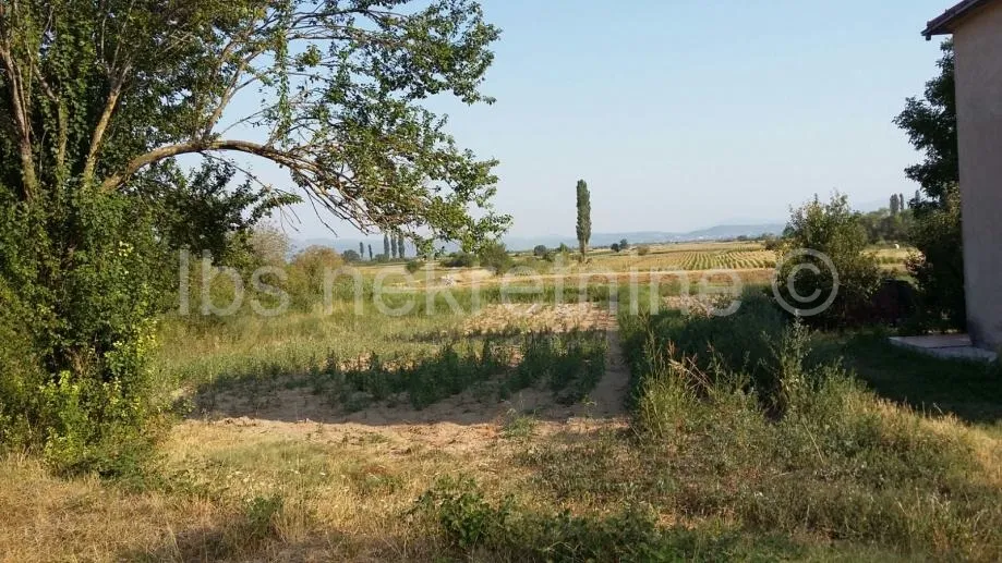 Glavice, građevinsko zemljište 1.493 m2, kompletna infrastruktura - Glavice, Sinj