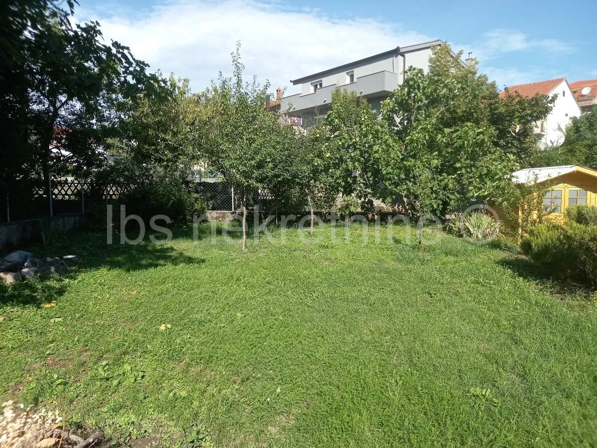 kuća prodaja sinj 101 m2 - slika 11